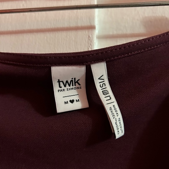 Maroon Mini Dress from Simon’s, Size Medium, like new - Picture 2 of 3